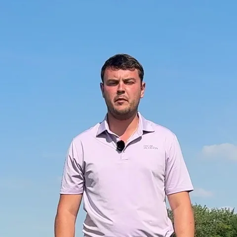 Remy Miller on the green