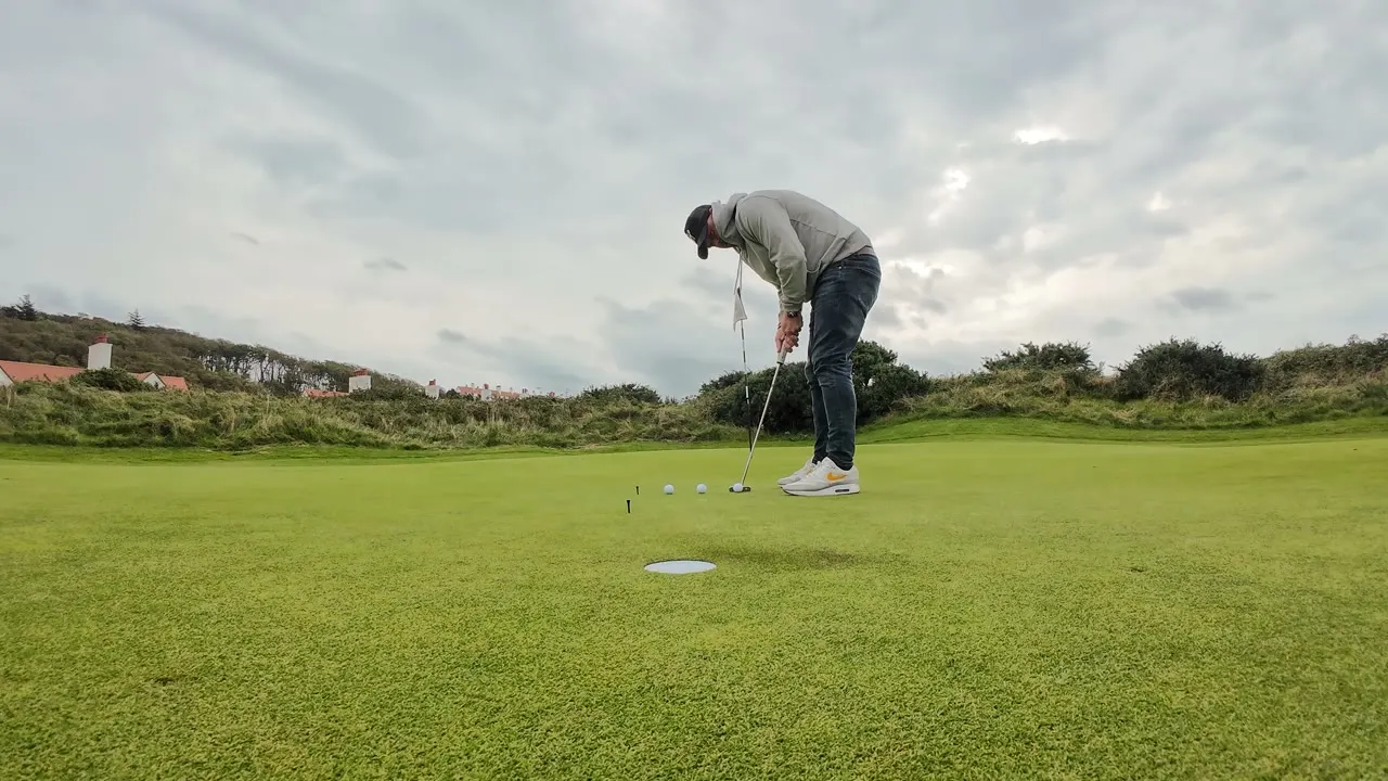 The green at Turnberry, hole 2